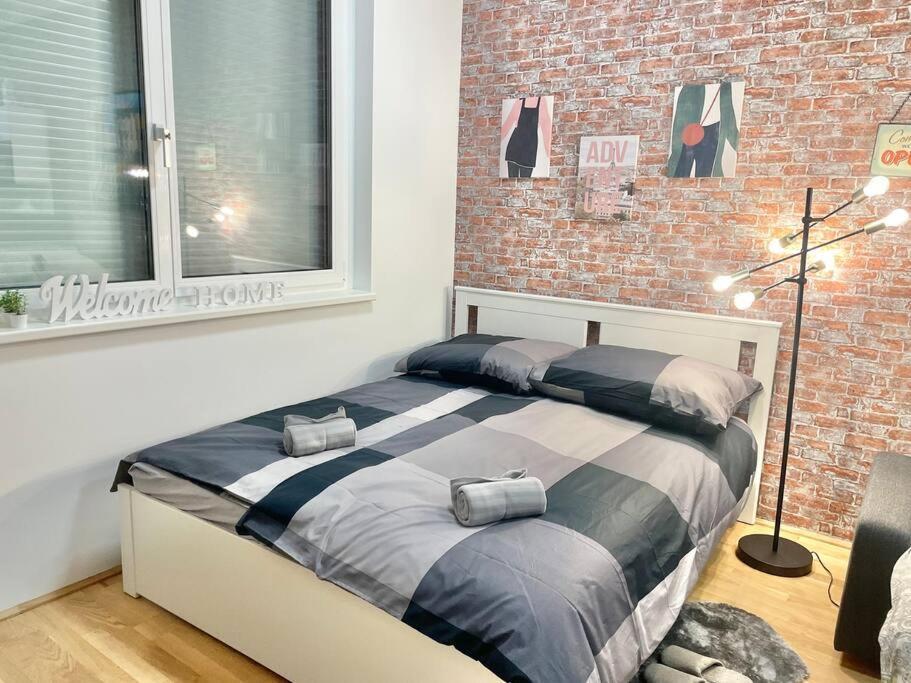 Premium Apartment With Terrace, A/C, Free Wifi And Netflix Βιέννη Εξωτερικό φωτογραφία